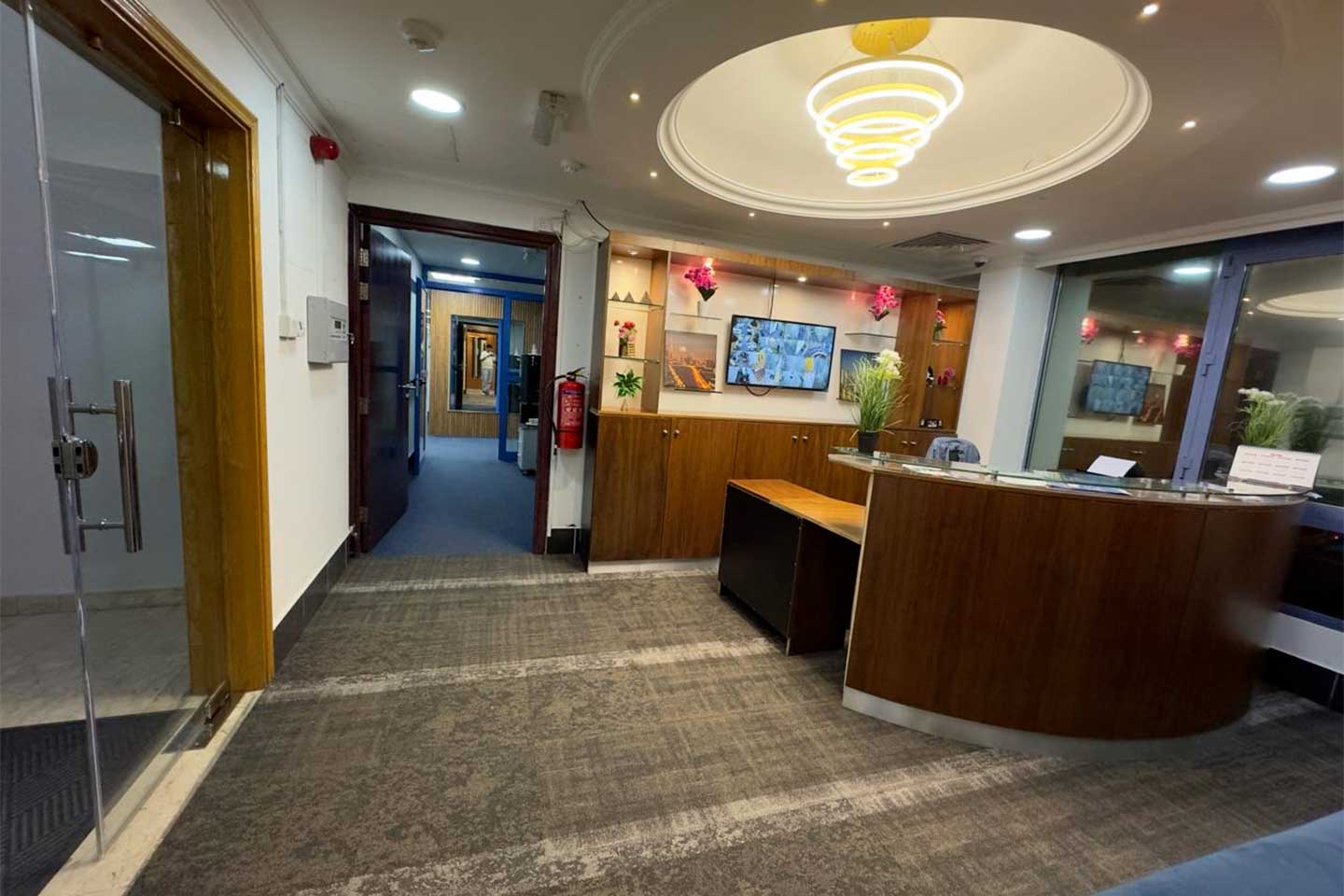 Payless Business Center (10)